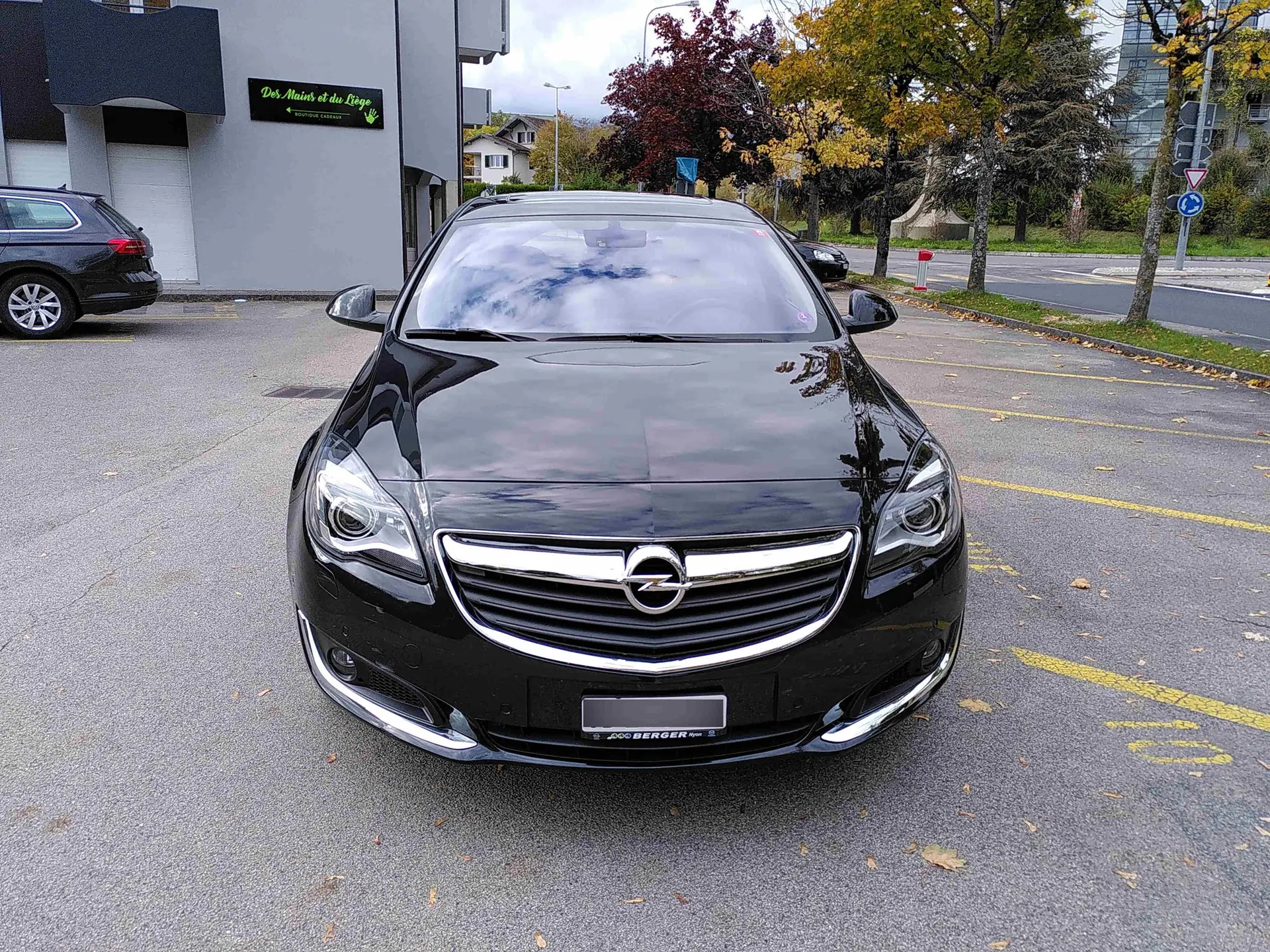 Opel Insignia 2.0 Turbo Cosmo 4WD — Berline sportive tout-terrain, 85 000 km