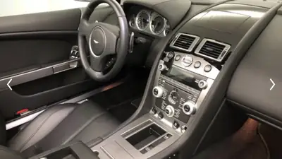 Aston Martin DB9 Volante Touchtronic — Cabriolet anglais prestige, 19'000 km seulement — Miniature 9
