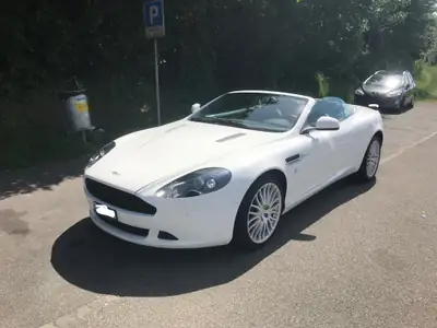 Aston Martin DB9 Volante Touchtronic — Cabriolet anglais prestige, 19'000 km seulement — Miniature 14