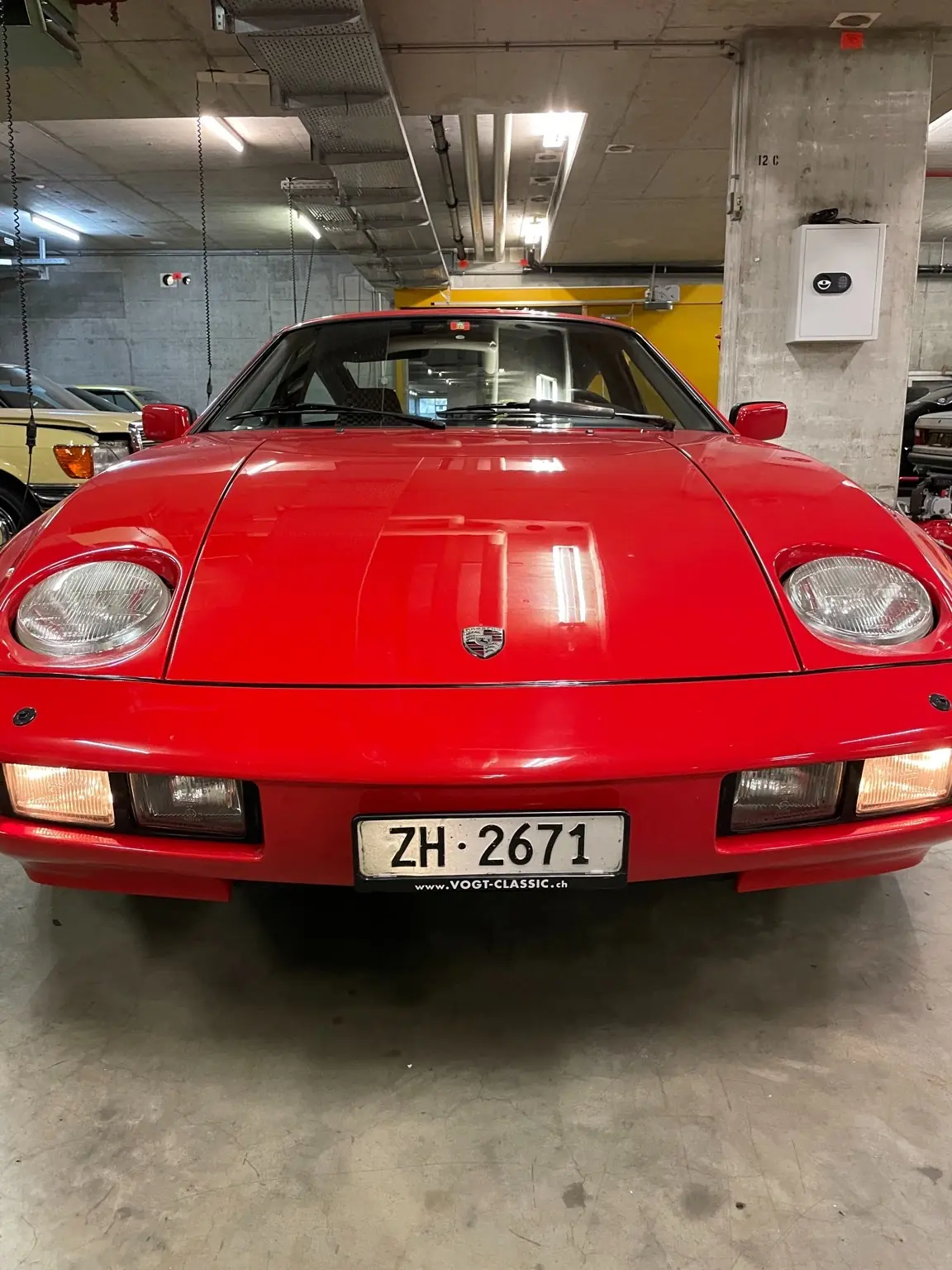 Porsche 928 1983 occasion Neerach — 3