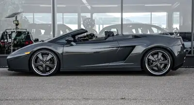Lamborghini Gallardo 5.0 V10 Spyder — Cabriolet légendaire, embrayage neuf et jantes performantes — detail