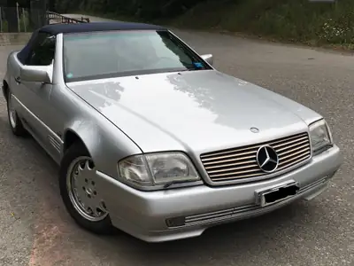 Mercedes-Benz SL 280 — Roadster légendaire 1994, 167'000 km, teinte argent — fianco