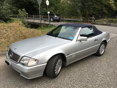 Mercedes-Benz SL 280 — Roadster légendaire 1994, 167'000 km, teinte argent — vista esterna