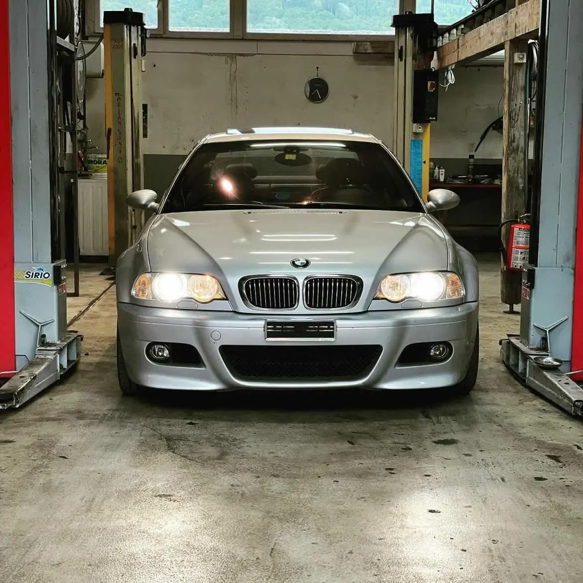 BMW M3 Coupé 2002 — Légende sportive, 343 ch et histoire authentique — vue extérieure