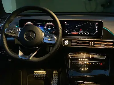 Mercedes-Benz EQC 400 AMG Line 4Matic — SUV électrique premium, 105'000 km — Thumbnail 8