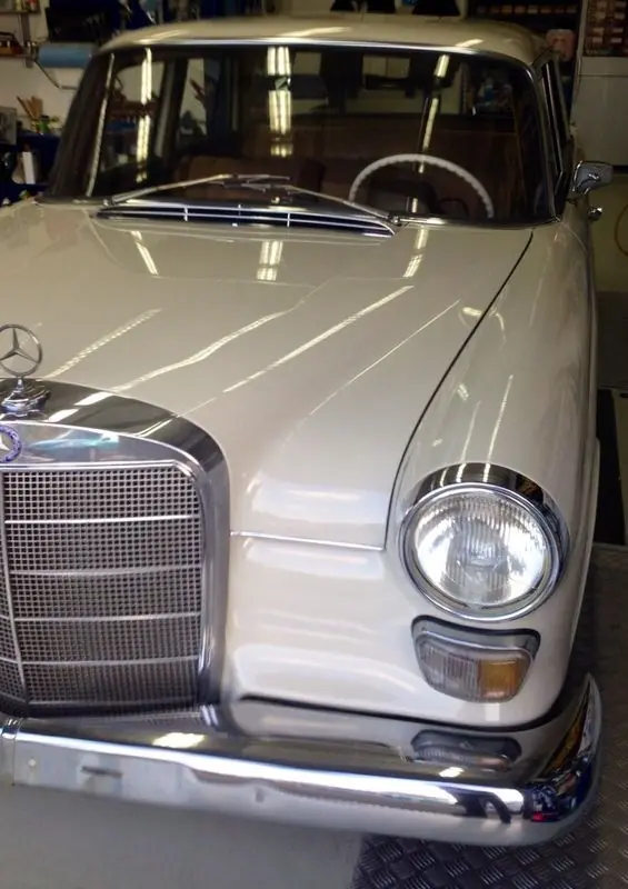 Mercedes-Benz 230 1967 occasion Oberrohrdorf — 4