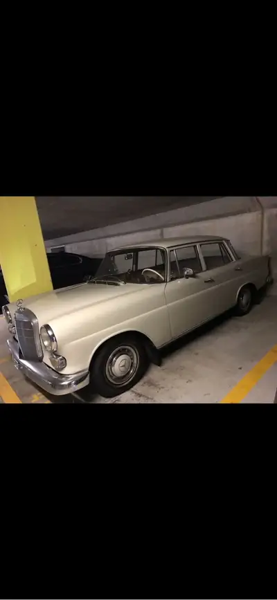 Mercedes-Benz 230 Kleine Heckflosse 1967 — Authentique Oldtimer, État d'origine impeccable — Miniatur 12