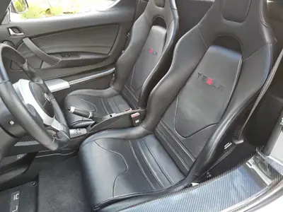 Tesla Roadster Sport 2010 — Cabriolet électrique iconique, 17'350 km, Hardtop panoramique — Heckansicht