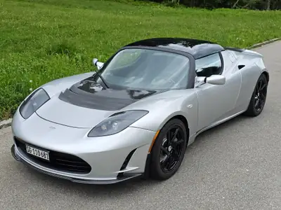 Tesla Roadster Sport 2010 — Cabriolet électrique iconique, 17'350 km, Hardtop panoramique — Seitenansicht