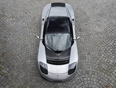 Tesla Roadster Sport 2010 — Cabriolet électrique iconique, 17'350 km, Hardtop panoramique — Außenansicht