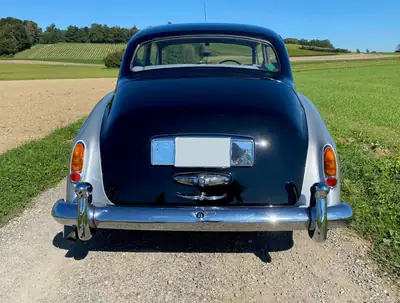 Bentley S1 1957 — Chef-d'œuvre britannique en excellent état, prête à rouler — Miniature 9
