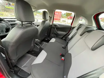 Citroën C3 1.6 BlueHDi — Citadine économe, entretien MFK à jour — Miniatura 9