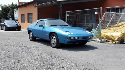 Porsche 928 1979 — Le grand tourisme sportif des années dorées — Außenansicht