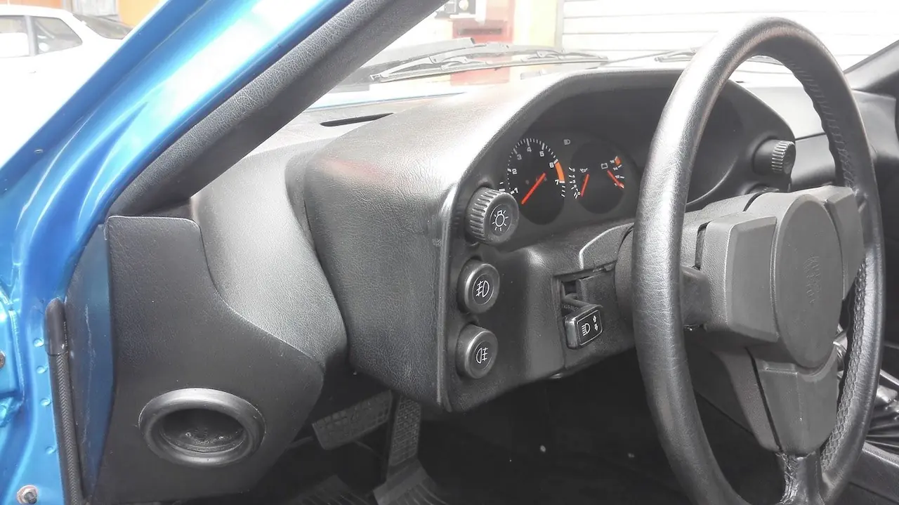 Porsche 928 1979 occasion Seseglio — 4