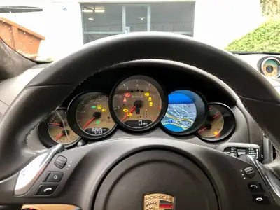 Porsche Cayenne Turbo S 2013 — Performance brute et prestige, 83'000 km seulement — tableau de bord