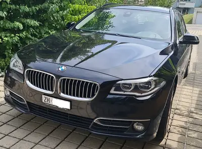 BMW 520d Touring xDrive — Break diesel robuste, toit panoramique, sans sinistre — exterior view