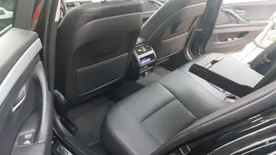 BMW 520d Touring xDrive — Break diesel robuste, toit panoramique, sans sinistre — detail