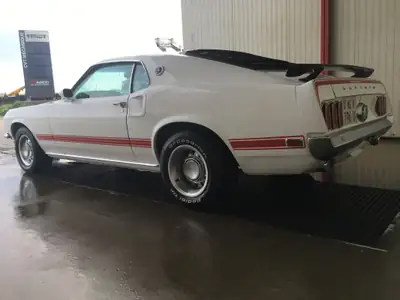 Ford Mustang Sportroof Mach 1 1969 — Légende américaine, V8 5.7L, histoire authentique — interni