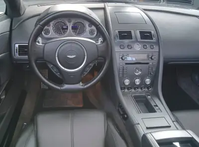 Aston Martin V8 Vantage 4.3 Sportshift — Cabriolet légendaire, 48'000 km seulement — Miniatur 9