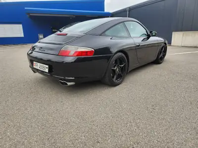 Porsche 911 Carrera Targa 2003 — Youngtimer iconique, moteur révisé, boîte manuelle — tableau de bord
