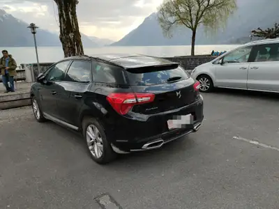 DS 5 Hybrid4 200 SO Chic — Élégance française et technologie hybride, 5000 km seulement — Miniatur 15