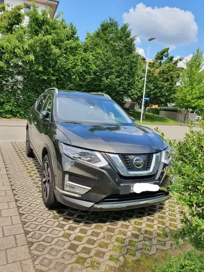 Nissan X-Trail 1.7 dCi Tekna 4x4 — SUV robuste, 70'000 km, très entretenu — Armaturenbrett