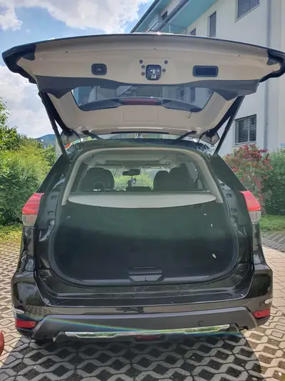 Nissan X-Trail 1.7 dCi Tekna 4x4 — SUV robuste, 70'000 km, très entretenu — Miniatur 10