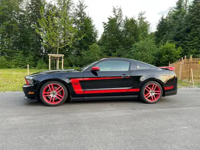 Ford Mustang Boss 302 Laguna Seca — Muscle car légendaire, 444 ch purs — côté