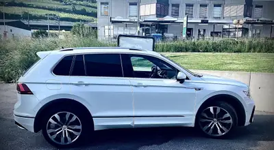 Volkswagen Tiguan 2.0 TDI SCR Highline 4Motion — SUV premium diesel, traction intégrale — Thumbnail 16