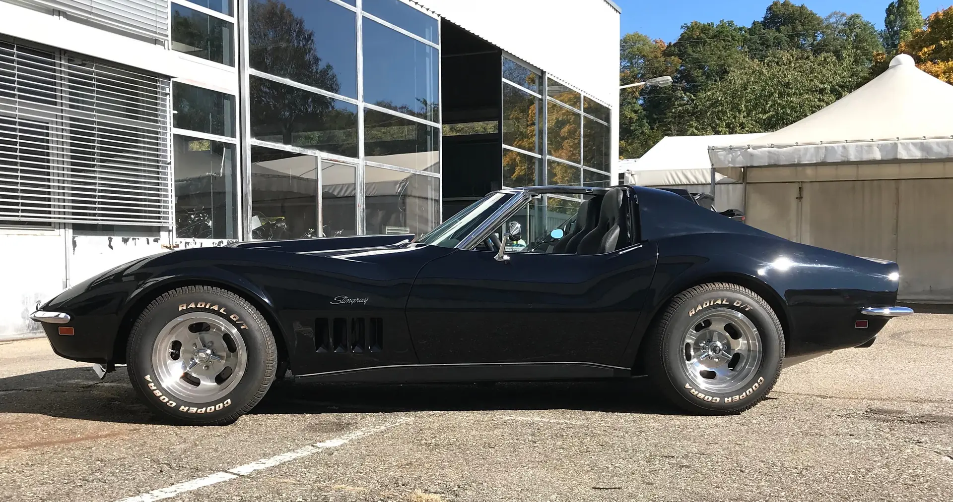 Chevrolet Corvette C3 1969 — Légende américaine, moteur Small-Block 302 ch — vista esterna