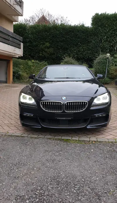 BMW 640i Cabrio — Cabriolet de prestige, 320 ch et seulement 60 000 km — arrière