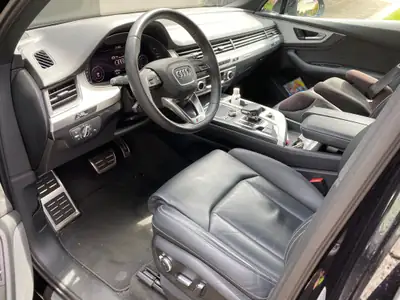 Audi Q7 3.0 TDI Quattro — SUV premium 7 places, moteur diesel performant — Innenraum