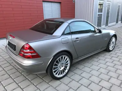 Mercedes-Benz SLK 320 — Cabriolet sportif 2004, rare Cubanitsilver, 67000 km — tableau de bord