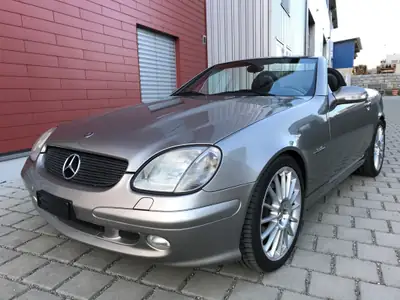 Mercedes-Benz SLK 320 — Cabriolet sportif 2004, rare Cubanitsilver, 67000 km — Miniature 13