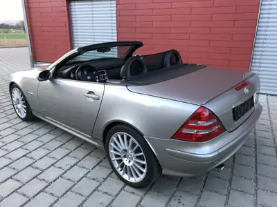 Mercedes-Benz SLK 320 — Cabriolet sportif 2004, rare Cubanitsilver, 67000 km — Miniature 14