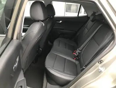 Kia Stonic 1.0 T-GDi — SUV compact sportif, sans accident, parfait urbain — Miniature 8