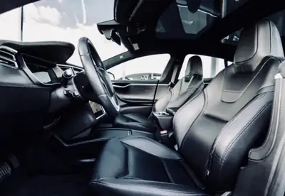 Tesla Model S 90D — Berline électrique haute performance, Supercharger gratuit à vie — dettaglio