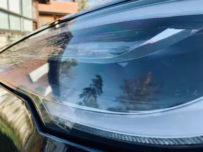Tesla Model S 90D — Berline électrique haute performance, Supercharger gratuit à vie — Miniatura 18