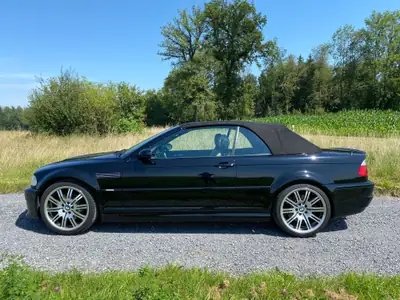 BMW M3 Cabriolet 2002 — Roadster de légende, 343 ch de pur plaisir — vista posteriore