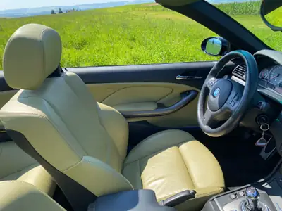 BMW M3 Cabriolet 2002 — Roadster de légende, 343 ch de pur plaisir — Miniatura 14
