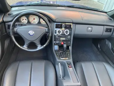 Mercedes-Benz SLK 230 Kompressor — Roadster sportif, seulement 27'000 km — Miniatur 9