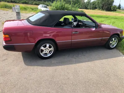 Mercedes-Benz 300 CE-24 Cabrio 1996 — Cabriolet de collection, état impeccable — tableau de bord