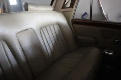 Rolls-Royce Silver Shadow II 1975 — Berline de prestige anglaise, moteur V8 mythique — cruscotto