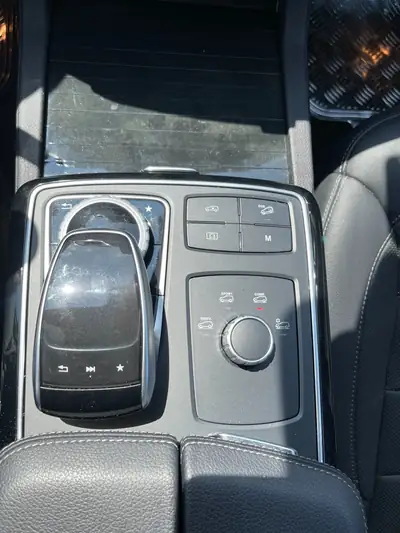 Mercedes-Benz GLE Coupé 350 d 4Matic — SUV premium diesel, 41'000 km seulement — intérieur