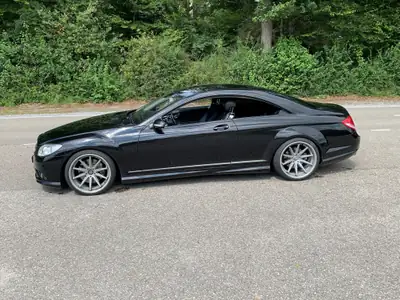 Mercedes-Benz CL 500 — Coupé grand luxe, 388 ch et prestige intemporel — vista esterna