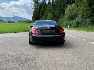 Mercedes-Benz CL 500 — Coupé grand luxe, 388 ch et prestige intemporel — cruscotto