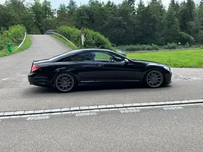 Mercedes-Benz CL 500 — Coupé grand luxe, 388 ch et prestige intemporel — interni