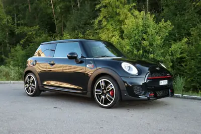 MINI Cooper John Cooper Works Steptronic — Sportive compacte 231 ch, kilométrage faible — vista esterna