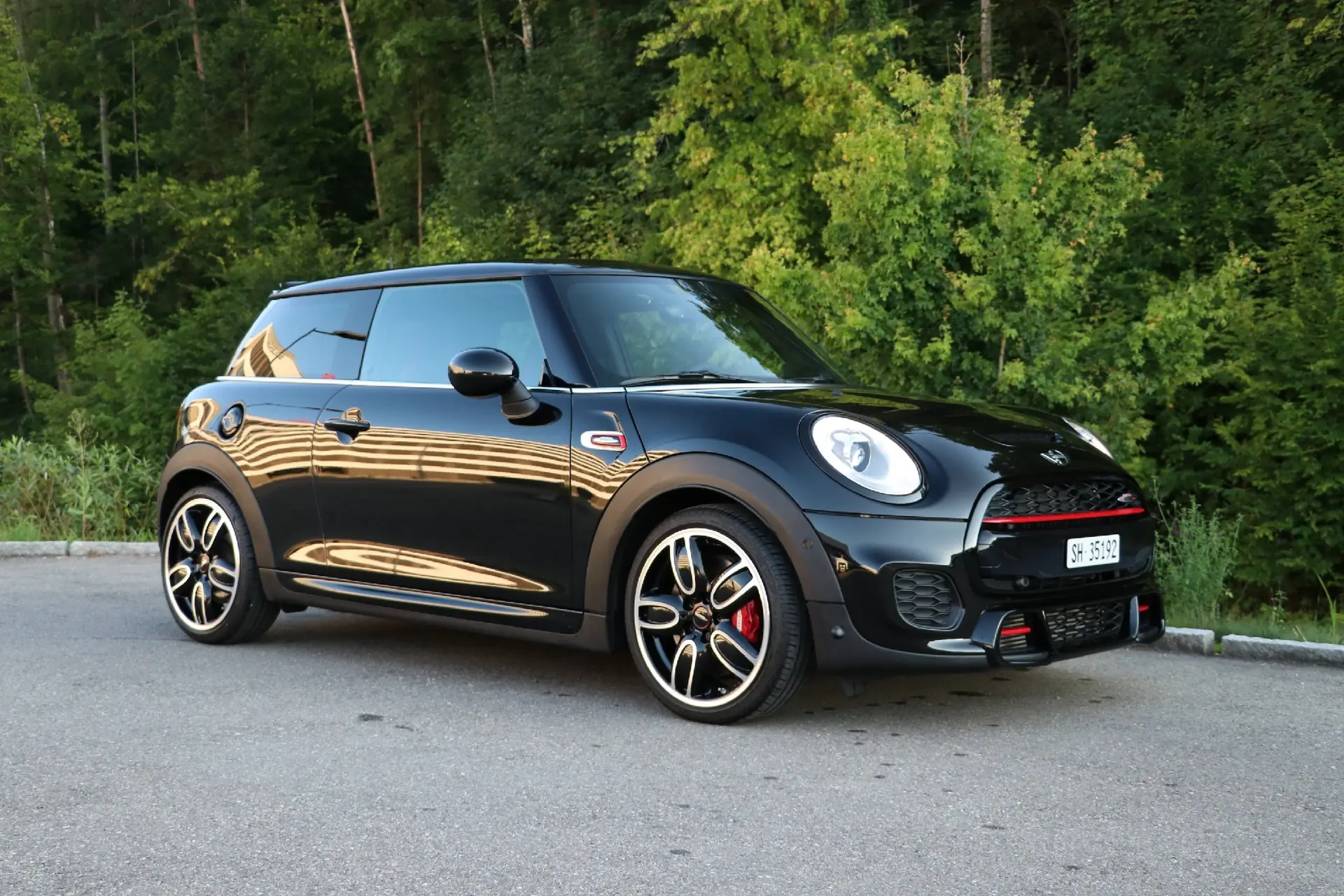MINI Cooper John Cooper Works Steptronic — Sportive compacte 231 ch, kilométrage faible — vista esterna