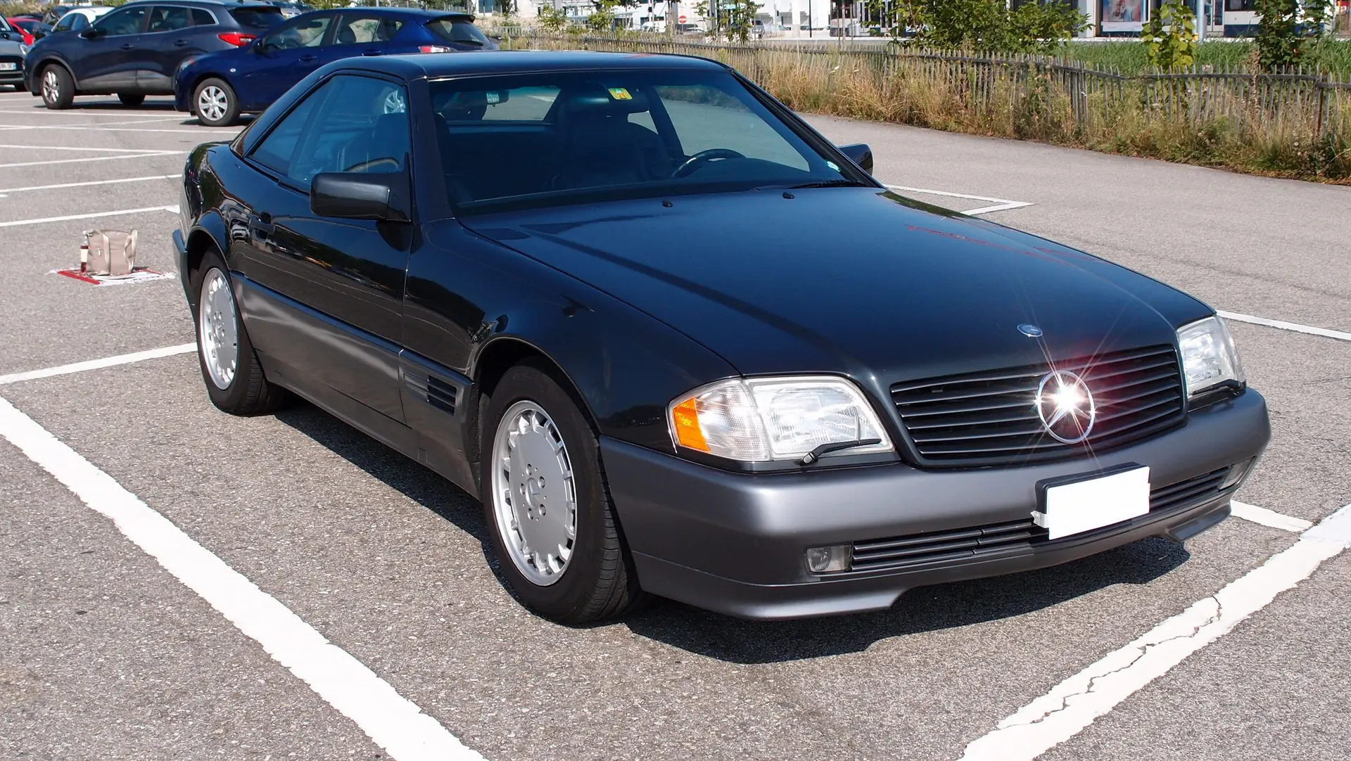 Mercedes-Benz SL 280 — Cabriolet mythique des années 90, capote et hard-top — vue extérieure